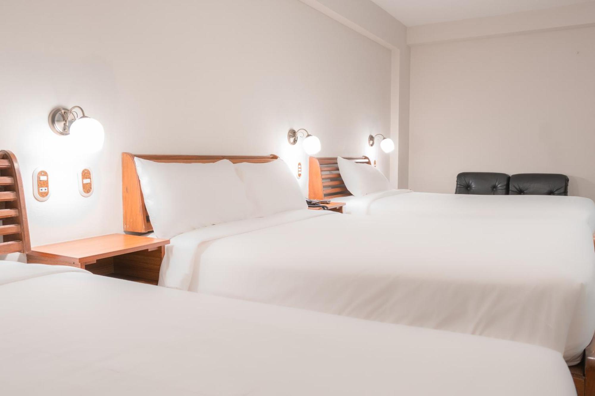 Hotel Alexander Trujillo Phòng bức ảnh